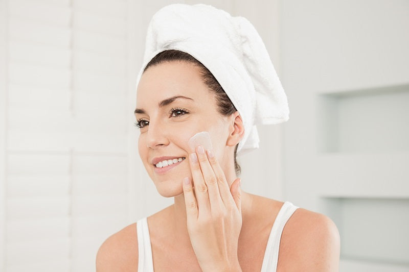 What Is a Renewing Face Cream and Why Your Skin Needs It
